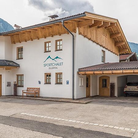 Sportchalet Zillertal Uderns Exterior photo