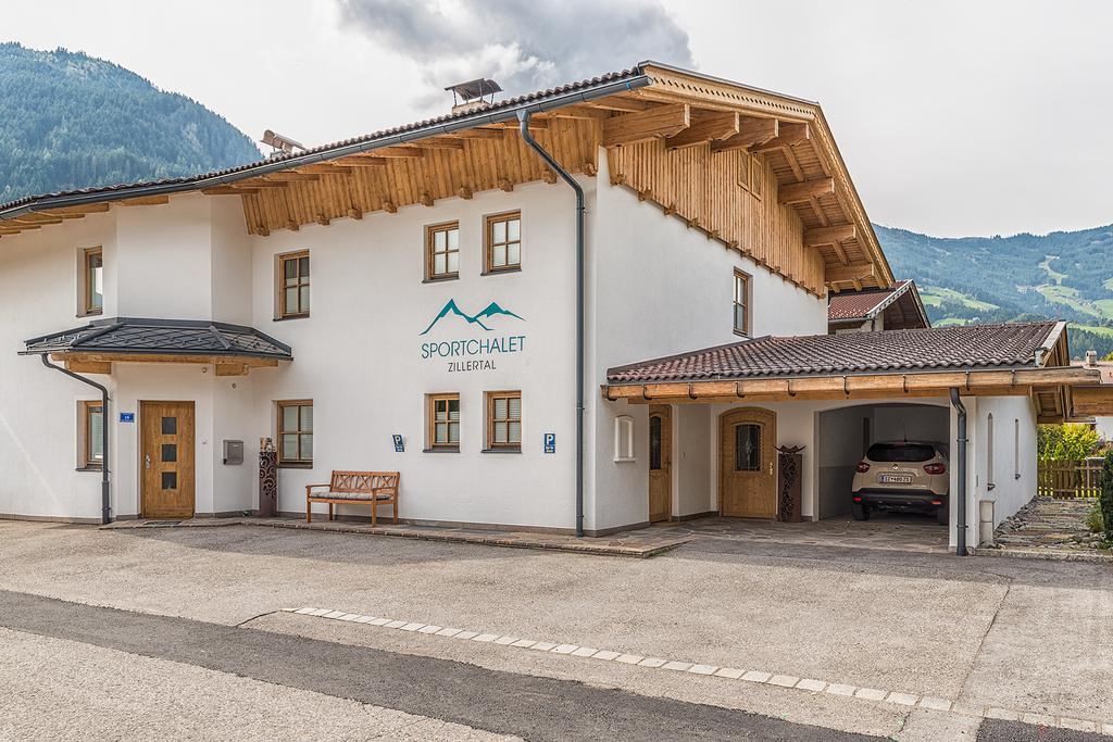 Sportchalet Zillertal Uderns Exterior photo
