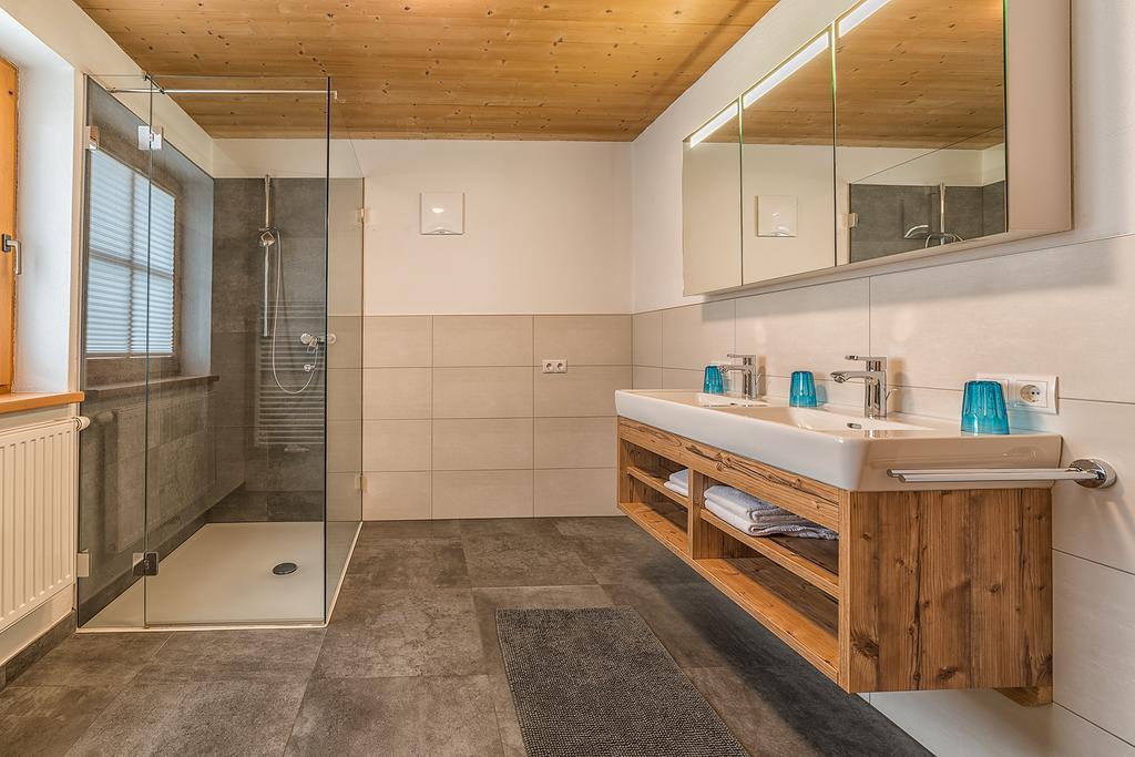 Sportchalet Zillertal Uderns Exterior photo